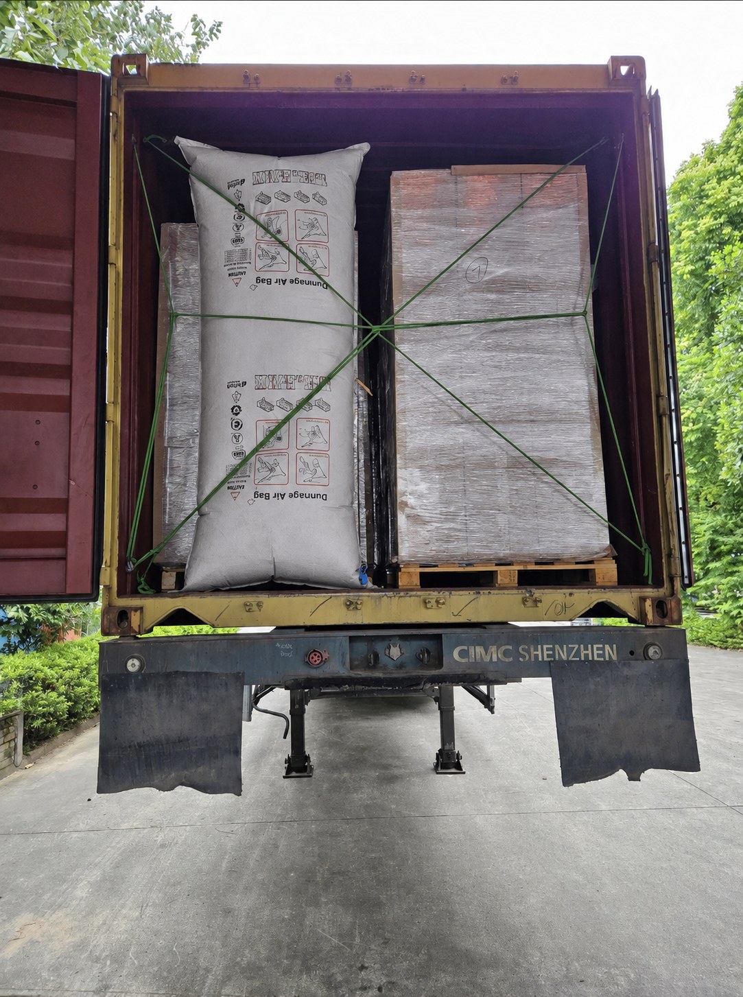 Túi khí chèn hàng container vải PP dệt chèn thực tế trong container hàng Vinacopro